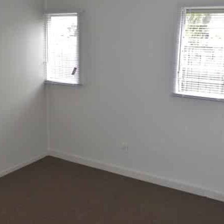 2 bed cutie!! - Photo 1