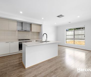 Effortless Living with Modern Comfort & Energy Efficiency - Photo 2