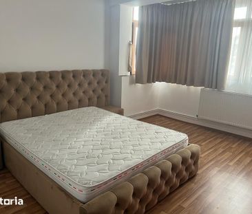 Inchiriere apartament 3 camere, mobilat+utilat, Targoviste, micro 3 - Photo 5