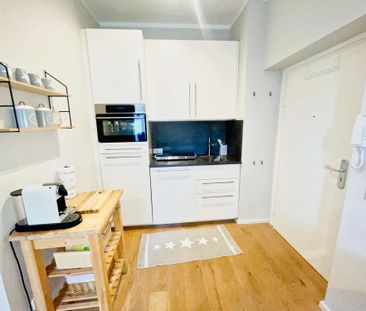 CITYHOUSE: Wohntraum im Herzen von Deutz! Möbliertes Appartment mit Balkon - Photo 1