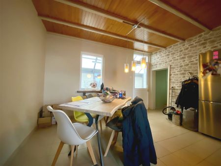 Maison 2 chambres avec une cour - Photo 3