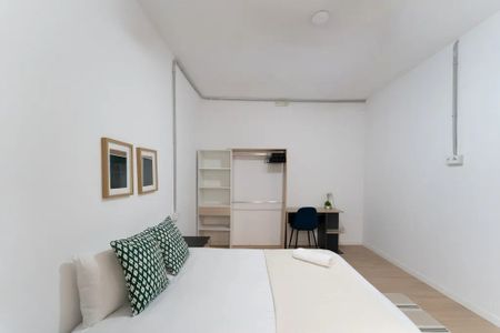 Calle del Conde de Aranda, Madrid, Community of Madrid 28001 - Photo 3