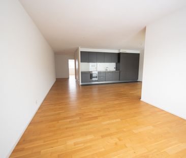 Appartement lumineux de 4.5 pièces au 2ème étage avec colonne de la... - Photo 3