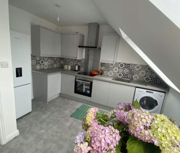 1 bedroom in a house share to rent - Photo 5