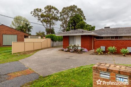 25 Redross Court, Armadale WA 6112 - Photo 3