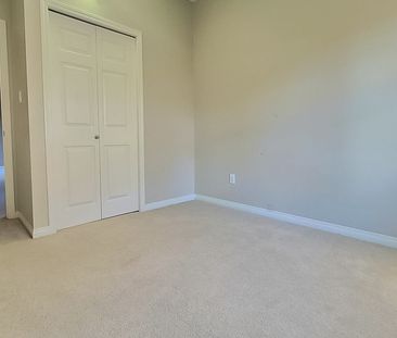 2 Bedroom Townhouse In Highly Sought After Community Of Lake Summer... - Photo 6