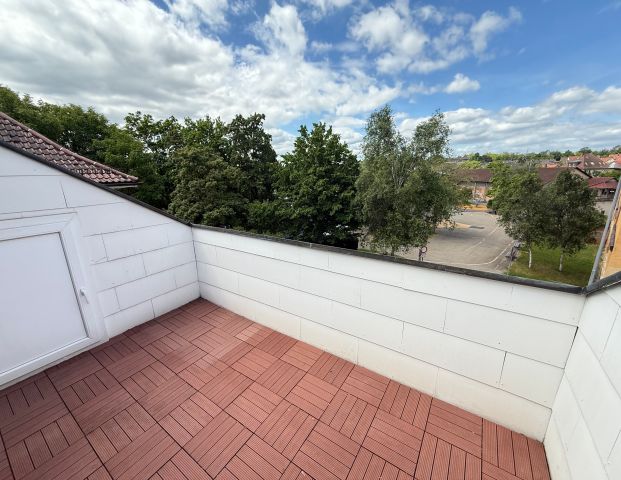Erstbezug nach Sanierung: Tolle, sehr schöne 3-Zi.-DG-Whg. mit Loggia * Stpl. * in Waiblingen * - Foto 1