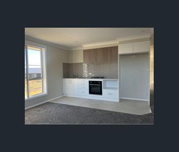 Stunning Rental House in Moore Creek: A Peaceful Retreat with Moder... - Photo 1