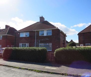 3 bedroom semi-detached house to rent - Photo 3