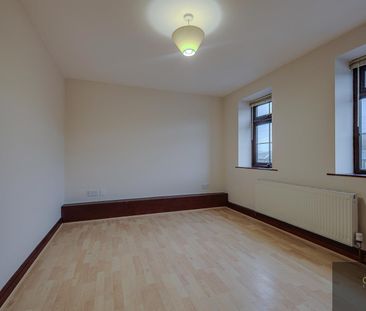 2 bed apartment to rent in Bradshaw Lane, Halifax - Photo 5