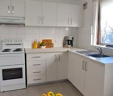2-Bedroom Apartment in the Heart of Lidcombe - Photo 3