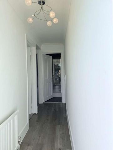 Stansfield Road, Benfleet Essex, SS7 - Photo 3