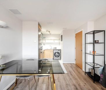 1 bedroom flat to rent - Photo 3