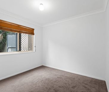 Charming family home in Flinders View! - Photo 5