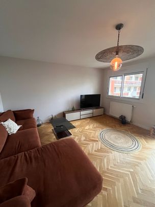 Location Appartement 3 pièces 75m² LYON 6ème - Photo 1
