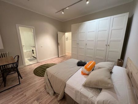 Calle de Espronceda, Madrid, Community of Madrid 28003 - Photo 5