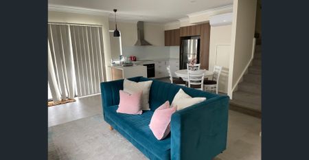 FULLY FURNISHED 4-Bedroom Retreat – Just Bring Your Suitcase! - Photo 3