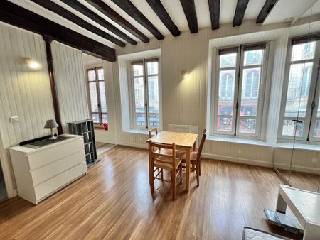 Studio meublé de 25,18 m² dans le quartier Saint Louis - Photo 2