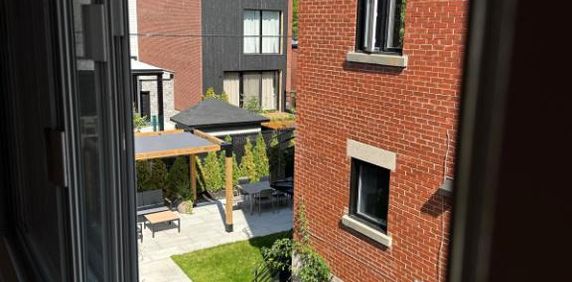 Grand 5 1/2 - Étage supérieur - lumineux, confortable, élégant - Photo 2