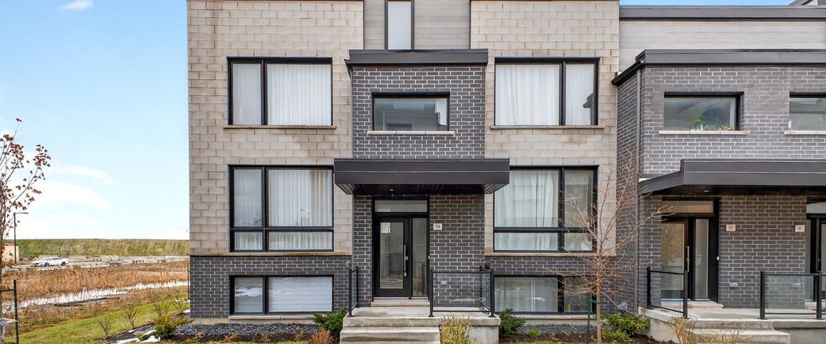 À louer / Maison à étages - Photo 1