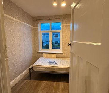 4 Bed Terraced House, Boston Road, BS7 - Photo 4
