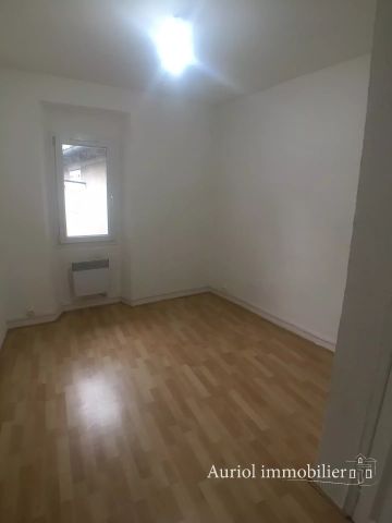 Location Appartement 3 pièces 49m² AURIOL 13390 - Photo 2