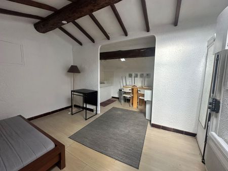 Location appartement Marseille 6ème (13006) - Photo 2