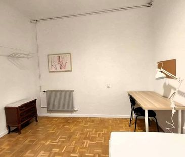 Calle de Bailén, Madrid, Community of Madrid 28013 - Photo 5