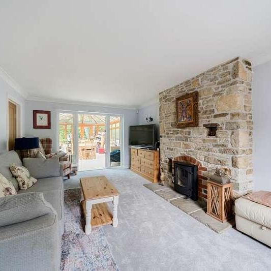 Buckland Road, Bampton, OX18 - Photo 1