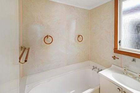 Welcome to Berhampore. - Photo 3