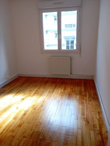 Location Appartement 3 pièces 63m² - Photo 2