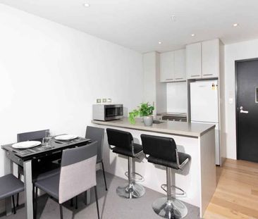 Two bedroom in Queens Residence - Photo 3