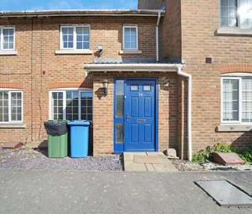 3 bedroom terraced house to rent - Photo 3