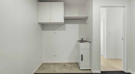 Modern 4-Bedroom in Prime Rototuna Location - Photo 5
