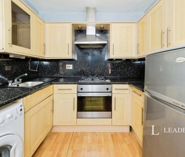 1 bedroom maisonette to rent De La Warr Road, East Grinstead, RH19 - Photo 5