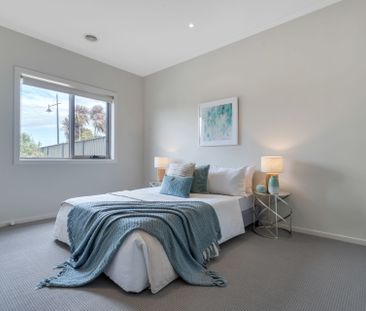 Spacious Family Home in Prime Location - Photo 5