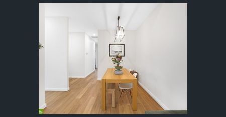 Elegant four bedroom Hamptons style home - Photo 3