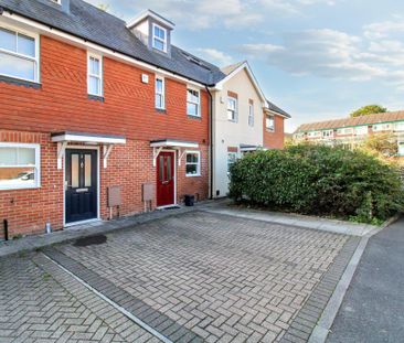 3 bedroom terraced house to rent - Photo 2