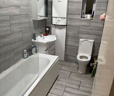 Room in a Shared Flat, Bristol, BS2 - Photo 1