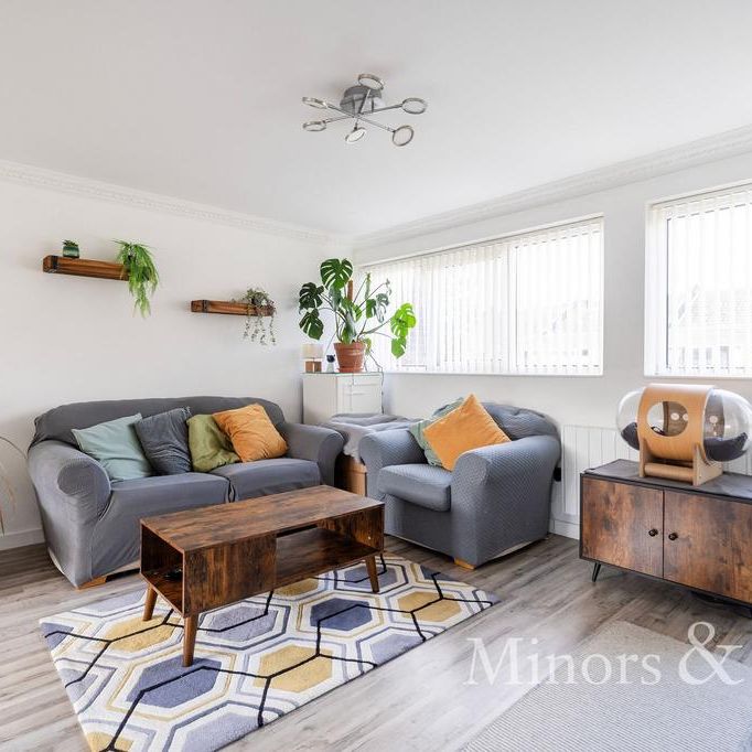 3 bedroom flat to rent - Photo 1