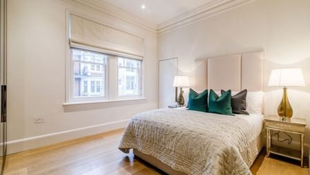Duke Street, Mayfair, London, W1K - Photo 4