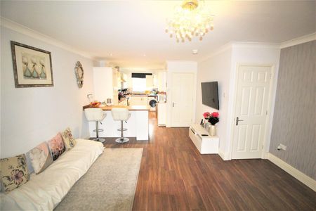 Carter Road, Maidenbower - Photo 2