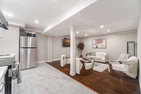 For Lease - 996 Savoline Boulevard, Milton, Ontario - Photo 5