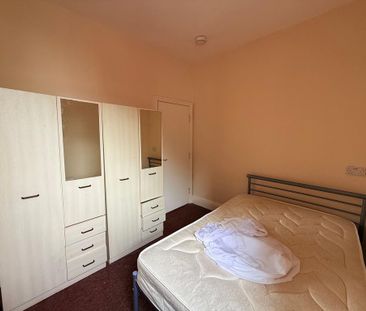 6 bedroom house to rent - Photo 3