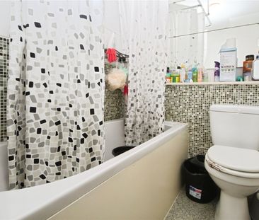 Dagnall Park, London, SE25 5EG - Photo 6