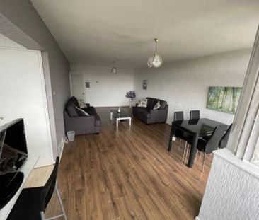 Kenilworth Court, Coventry - - Photo 3