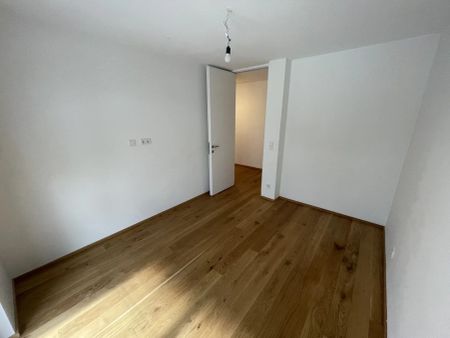 Lichtdurchflutete 2-Zimmer Wohnung in TOP Lage nahe U3 Ottakring - ab 01.09.2025 - Photo 4