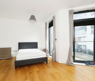 1 bedroom in a house share to rent - Photo 5