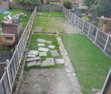 Clinton Street, Worksop, S80 - Photo 1