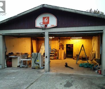 GARAGE 2161 PRAIRIE AVENUE — Bachelor - Photo 1
